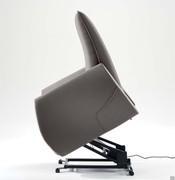 Meccanismo alzapersona poltrona di design Dalia