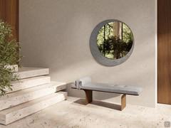Panchetta Selma in pelle con gambe in metallo, ideale per un ingresso o una lounge