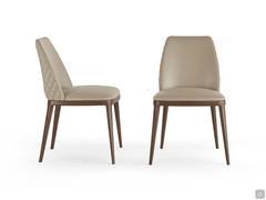 Sedia Michela con gambe in legno e rivestimento con retro-schienale trapuntato