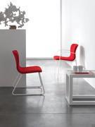 Sedia per uffici o studi Mark nelle versioni fisse con base a slitta o con 4 gambe