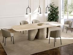 Poltroncine bicolore in pelle e tessuto Leslie con struttura a 4 gambe in metallo finitura Cromo Nero