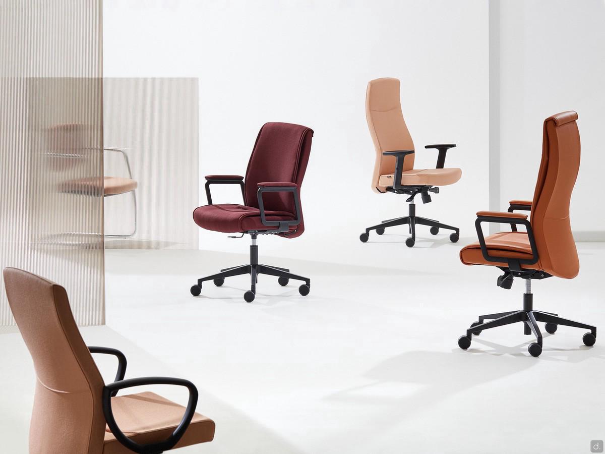 Sedia da ufficio ergonomica e girevole Maeva - nei modelli direzionale, operativa e ospite con braccioli