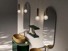 Specchiera da bagno ovale Sampi abbinata a due basi con lavabo tuttofuori