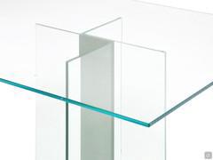 Particolare del design del basamento