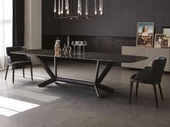Tavolo di design con piano in ceramica Planer di Cattelan