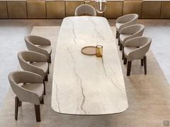 Tavolo Torquay in ceramica nella versione XL, capace di ospitare fino a 12 commensali