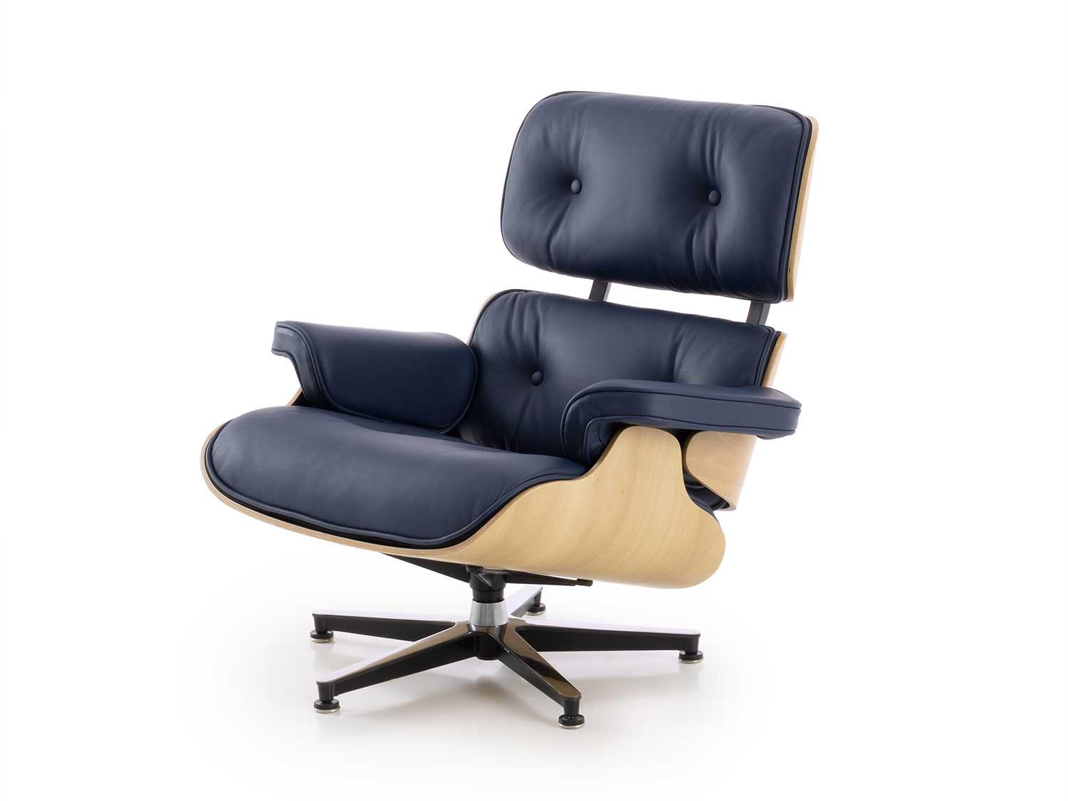 Fauteuil Eames en cuir Aniline et bois de Noyer Clair
