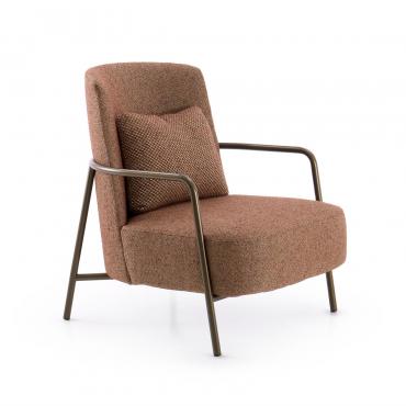 Poltrona con struttura tubolare in metallo Maggie outlet