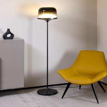 Pin de Bonaldo lampadaire avec abat-jour bombé en verre