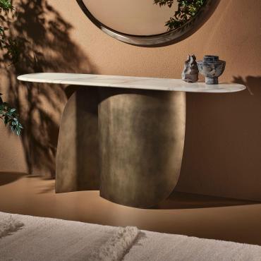 Consolle con base in metallo sottile Indigo