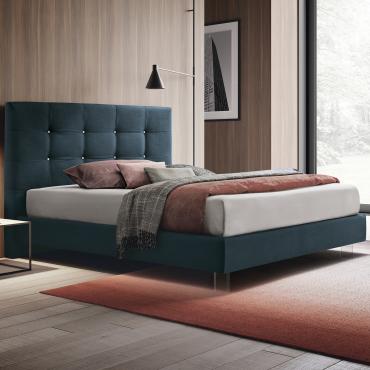 Letto imbottito con bottoni modello Numbat con giroletto Smart