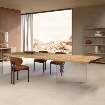 Table en bois de récupération massif avec pieds en verre Florian