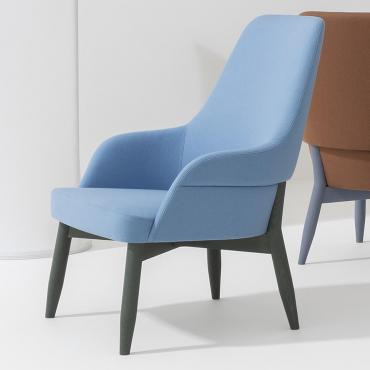 Fauteuil avec pieds en bois Sophos