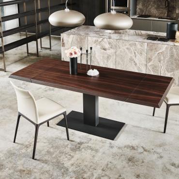 Table avec base en acier anti-empreintes Elvis par Cattelan