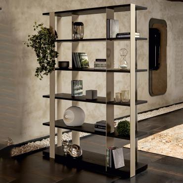 Libreria free-standing stile minimal in metallo Sintesi