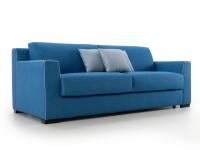 Canapé lit Hector entièrement revêtu en tissu bleu avec profil en contraste
