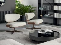 Les confortables chaises pivotantes Olos de Bonaldo sont également parfaites un devant de canapé 