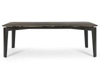 Vue du côté long de la table en marbre Curzio, modèle rectangulaire de 220 x 110 cm