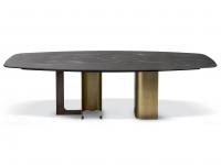Tavolo moderno in marmo Mirage di Cantori nella versione sagomata con basamento centrale