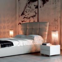 Modèle de table de la lampe cascade de cristal Venezia, également idéal dans la chambre à coucher