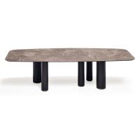 Table rectangulaire modelée avec pieds cylindriques Roll de Cattelan équipée de 3 petits pieds et 2 grands pieds