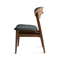Chaise Ginko au style vintage avec assise et dossier revêtus en tissu