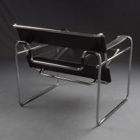 Fauteuil Wassily en cuir noir