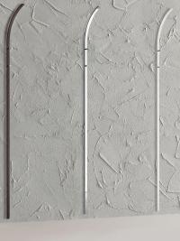 Serie di tre appendiabiti Ines in metallo cromato e verniciato per arredare un'intera parete