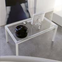 Tavolo Self con piano in cristallo cat.P e struttura in metallo verniciato bianco
