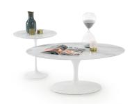 Tables basses design avec pied tulipe et plateau en marbre Saarinen