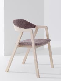 Bryanna - Chaise de design scandinave en frêne teinté ou laqué Bryanna