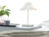 Lampe de table Turning avec abat-jour en métal virevoltant 