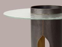 Table basse cylindrique Aliso avec plateau en verre by Borzalino, en version verre martelé avec pied en métal délabré