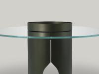 Table basse Aliso avec plateau en verre transparent Extra Clear et cylindre métallique dans la finition spéciale laqué à la poudre Vert Samoa, une nuance inspirée des couleurs de la nature très tendance