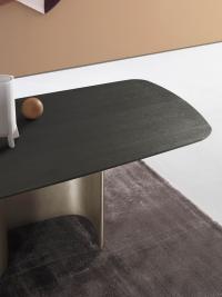 Table design pour 6/8 personnes Viper avec plateau en rectangle arrondi disponible en 220 ou 280 cm de long