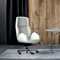 Confort optimal du fauteuil de direction Suoni, design moderne et enveloppant