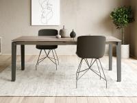 Table de cuisine rectangulaire extensible Logan - plan en mélaminé ciment brossé gris foncé
