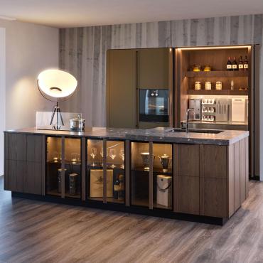 Moderna cucina di lusso Plan Loto 01 outlet in legno massello con ante dogate