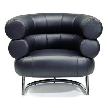 Poltrona Bibendum creata da Eileen Gray in pelle