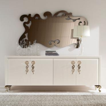 Credenza classica con maniglie in metallo George di Cantori