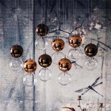 Lampada con doppia sfera in vetro Apollo di Cattelan