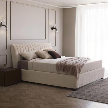 Letto con testiera alta sagomata Joao