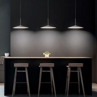 Lampadario moderno per cucina o soggiorno Poe con piantana coordinata