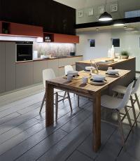 Vista d'insieme della cucina grigia con isola Five 07: in primo piano il tavolo in legno (tipologia maniglia profilo non disponibile)