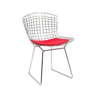 Sedia Wire Chair creata da Harry Bertoia in tondini cromati e saldati