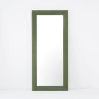 Specchio figura intera Sidony con cornice in tessuto verde scuro