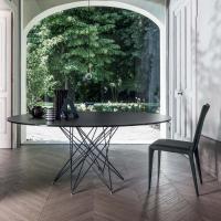 Sedia elegante e moderna Filly di Bonaldo ideale per arredare soggiorni e sale da pranzo dallo stile moderno e classico
