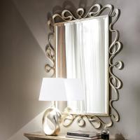 Specchio Nastro di Cantori con elegante cornice in ferro curvato 