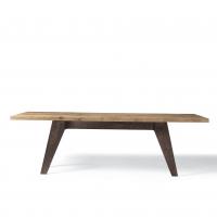 Tavolo di design in legno e metallo Asako, con gambe oblique e piano in legno ontano naturale 