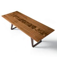 Tavolo di design in legno e metallo Asako, con piano in noce e inserto in radica